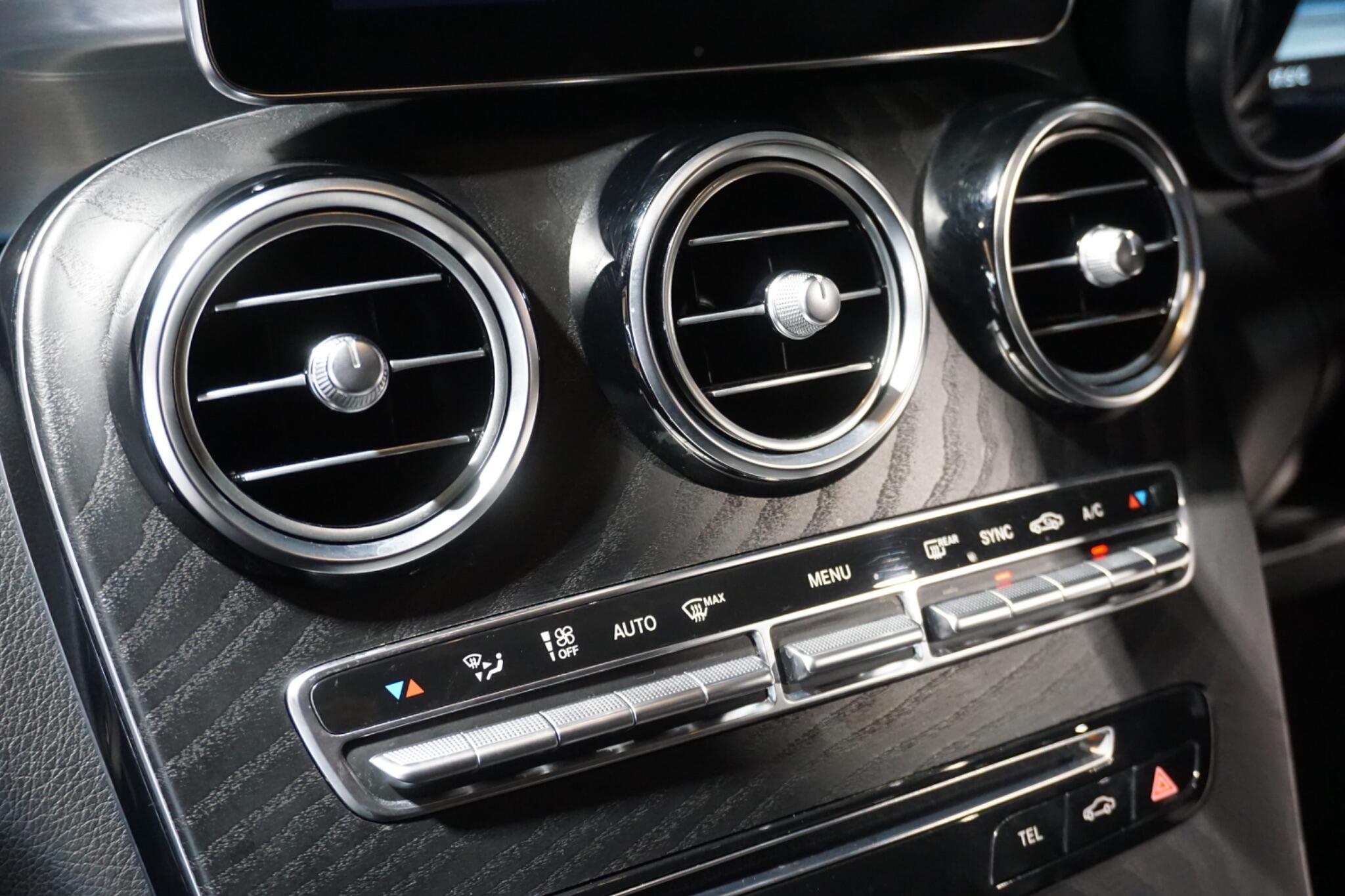 Mercedes-Benz GLC 4.0 GLC63 V8 BiTurbo AMG (Premium) SUV 5dr Petrol AMG SpdS MCT 4MATIC+ Euro 6 (s/s) (476 ps)
